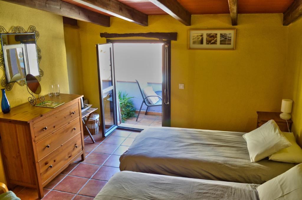 Zweibettzimmer mit Terrasse und eigenem Bad